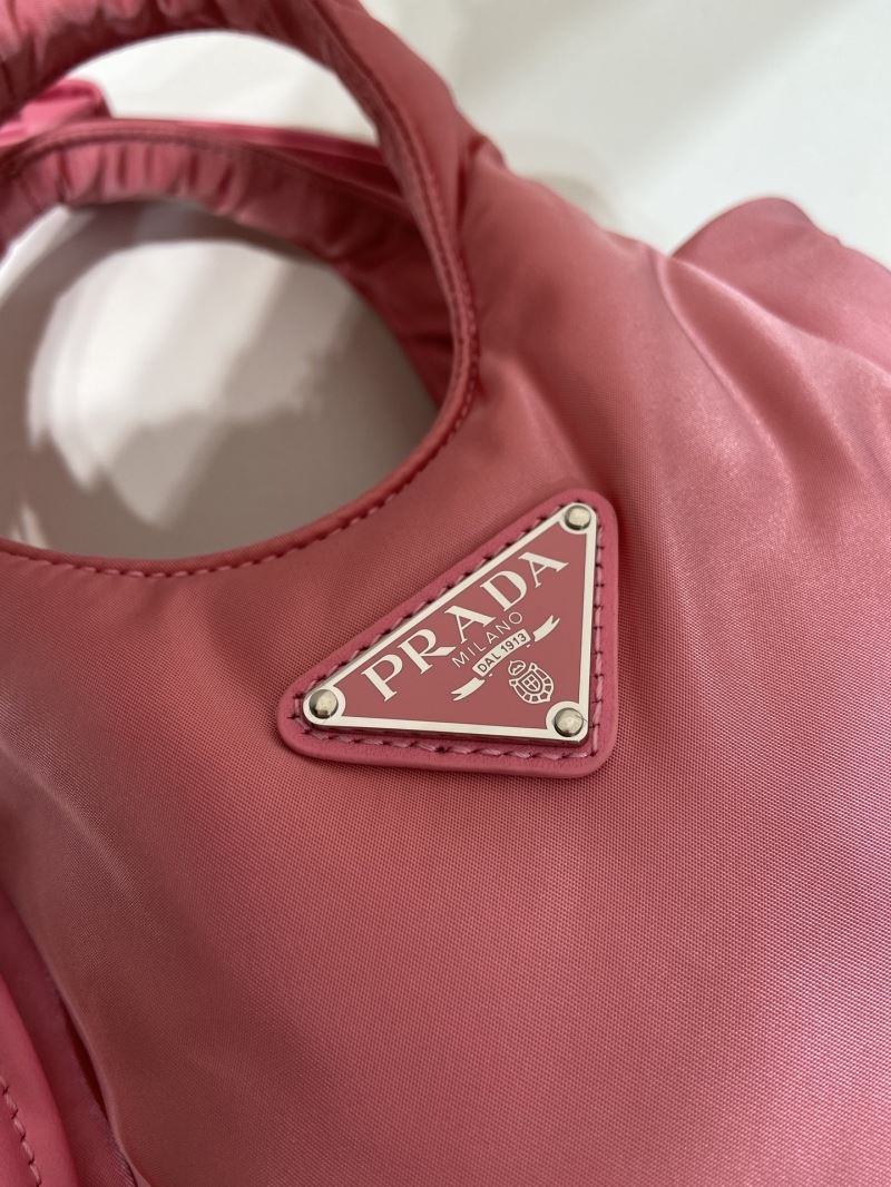 Pra*a tote bags